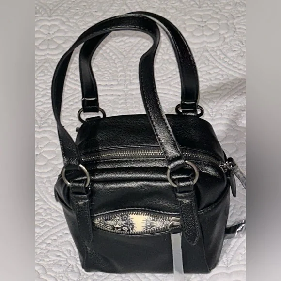 Ed Hardy Black and Red Heart Mini Bag - Picture 4 of 13